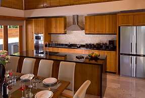 Samara Luxury Beachfront Villa