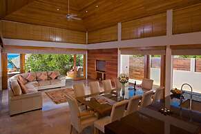 Samara Luxury Beachfront Villa