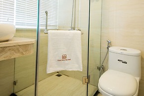 Little Hanoi Deluxe Hotel