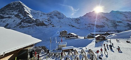 The Aarburg Hotel & Café