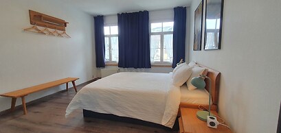 The Aarburg Hotel & Café