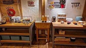 The Aarburg Hotel & Café