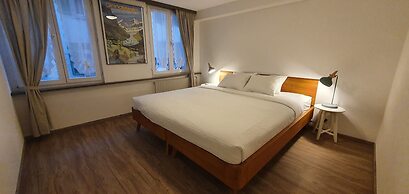 The Aarburg Hotel & Café