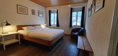 The Aarburg Hotel & Café