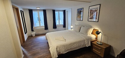 The Aarburg Hotel & Café