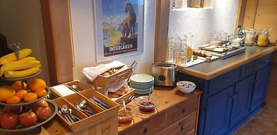 The Aarburg Hotel & Café