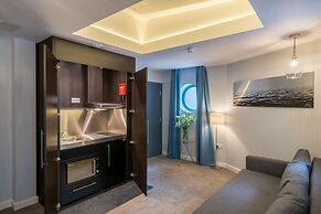 Pelican London Hotel and Residence