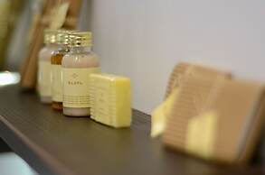 Pelican London Hotel and Residence