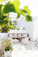 Kostantakis Winery & Residence