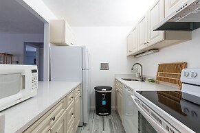 Harvard Square Apartments by Next Star