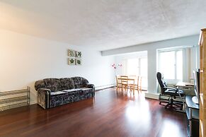 Harvard Square Apartments by Next Star