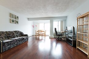 Harvard Square Apartments by Next Star