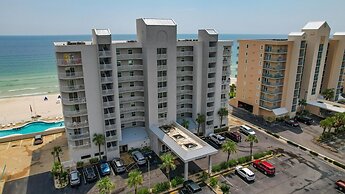 Ocean House 1903 2 Bedroom Condo by RedAwning