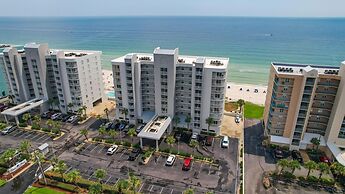Ocean House 1903 2 Bedroom Condo by RedAwning