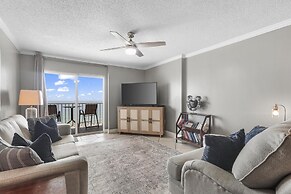 Ocean House 1903 2 Bedroom Condo by RedAwning