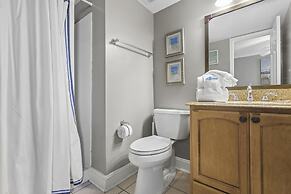 Ocean House 1903 2 Bedroom Condo by RedAwning