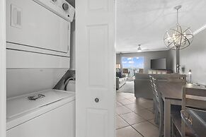Ocean House 1903 2 Bedroom Condo by RedAwning