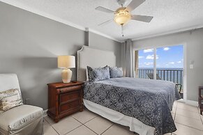 Ocean House 1903 2 Bedroom Condo by RedAwning