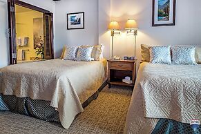 Waipouli Beach Resort E 205 by RedAwning