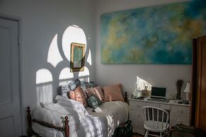 Church Des Artistes Guest House