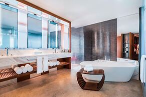 W Shanghai - The Bund