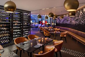 W Shanghai - The Bund