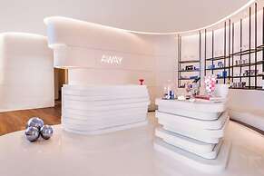 W Shanghai - The Bund