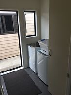 Our Beach House - Raglan West