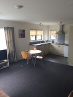 Our Beach House - Raglan West