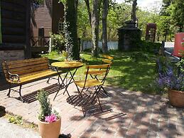 Woody House Kazamidori