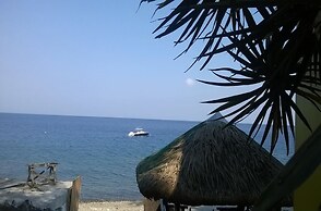 Meaco Hotel - Anilao