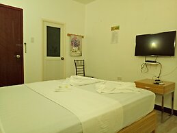 Meaco Hotel - Anilao