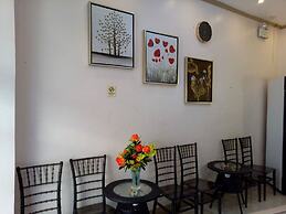 Meaco Royal Hotel - Taytay