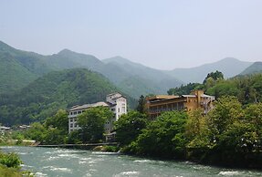 Kamimokuonsen Tatsumikan