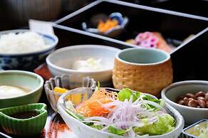 Kamimokuonsen Tatsumikan