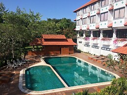 Life Up Resort and Spa