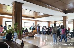 Life Up Resort and Spa