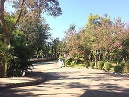 Life Up Resort and Spa