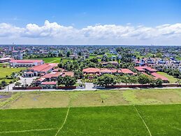 Dreamland Gold Resort