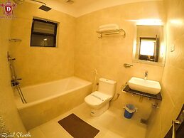 Dreamland Gold Resort