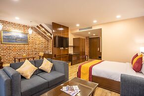 Dreamland Gold Resort