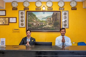 Dreamland Gold Resort