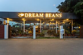Dreamland Gold Resort