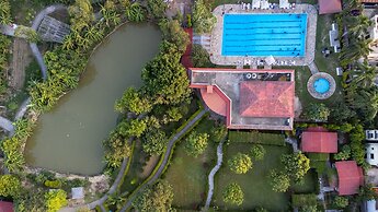 Dreamland Gold Resort