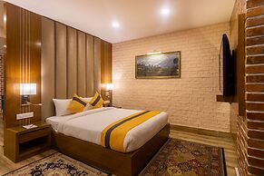 Dreamland Gold Resort