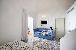 Albadamare Boutique Hotel