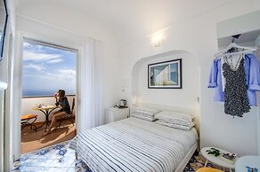 Albadamare Boutique Hotel