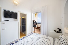 Albadamare Boutique Hotel