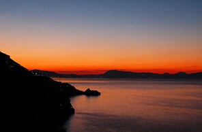 Albadamare Boutique Hotel