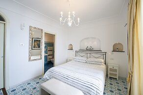 Albadamare Boutique Hotel